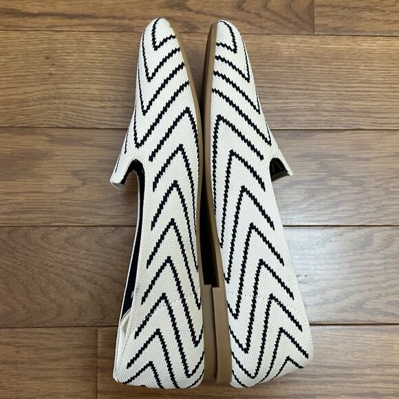 Women's Black and White Flats - Picture 5 of 9